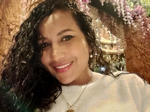 YiyaHot69 - Sexe cam en vivo - 17829490