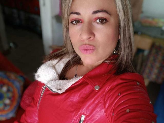 SweetMartinaa - Live sex cam - 17830138