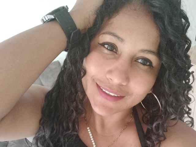 YiyaHot69 - Sexe cam en vivo - 17830298