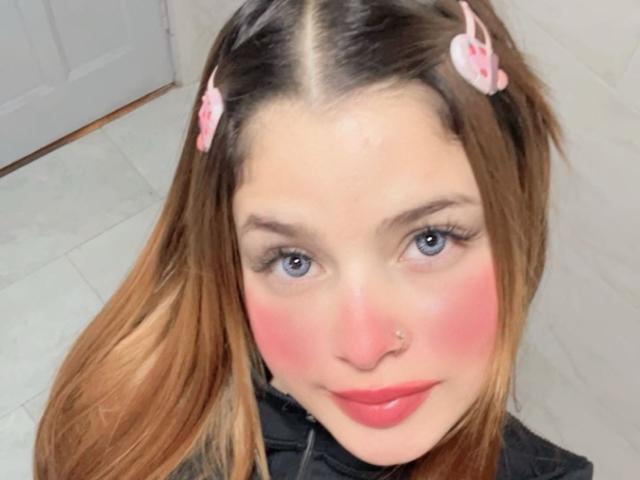 ShantalSummer - Live Sex Cam - 17837570