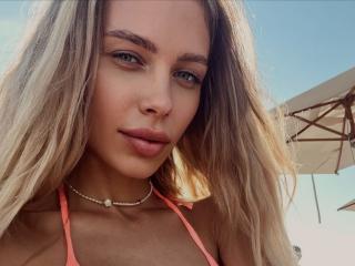 KateLilly - Live porn &amp; sex cam - 17840578