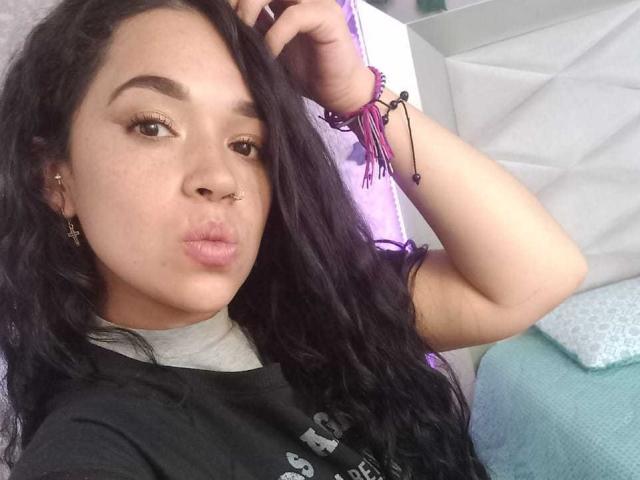 CristtalGarcia - Sexe cam en vivo - 17850594