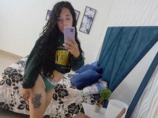 CristtalGarcia - Live Sex Cam - 17850606
