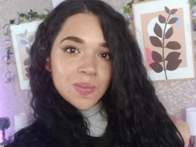 CristtalGarcia - Sexe cam en vivo - 17850694