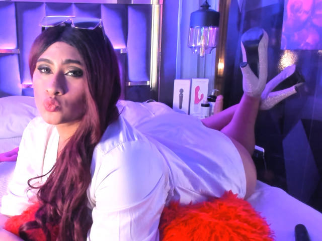 ShiaraRussi - Live porn &amp; sex cam - 17851714