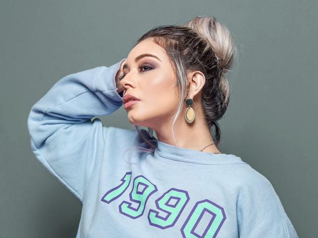 Zaramillery - Live porn &amp; sex cam - 17853886