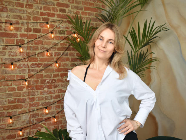 SintyDevis - Live sex cam - 17856350