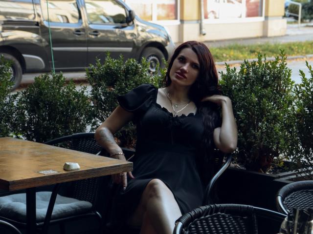 MilaLoona - Live sexe cam - 17857150
