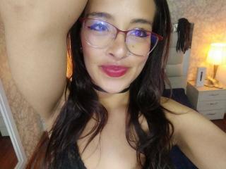 EmilyGautier - Live porn &amp; sex cam - 17858418