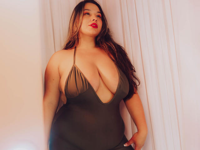 Karlotalondon - Live Sex Cam - 17860998