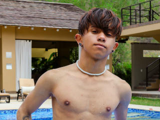 DannySantoro - Live sex cam - 17861350