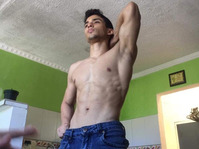 TaylorMuf - Sexe cam en vivo - 17870454