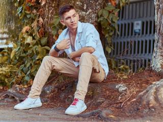 MikaelSlow - Sexe cam en vivo - 17874274