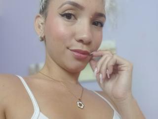 Carolinaz - Live porn & sex cam - 17879618