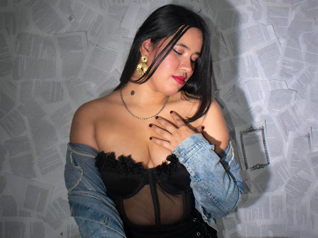 RossyGranger - Live porn &amp; sex cam - 17882118