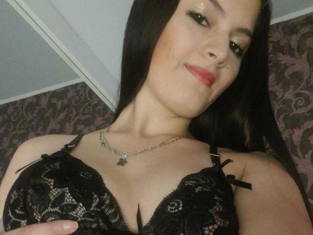 CelesteRose - Live sex cam - 17895486