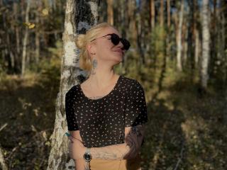 ElizabethKrei - Live sex cam - 17908158