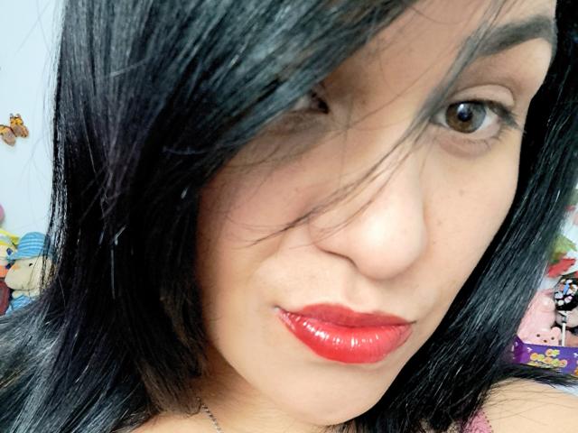 VivianaThomson - Live sex cam - 17908822