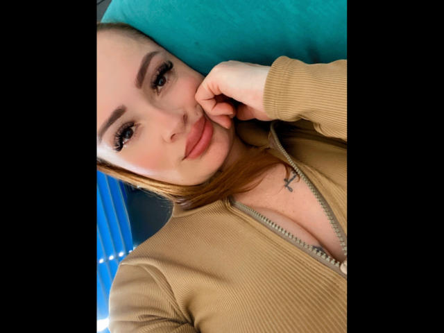 FlowerLiz - сексуальная веб-камера в реальном времени - 17909314