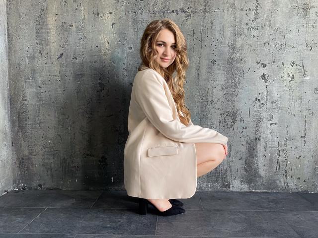 BeataAngel - Live Sex Cam - 17909406