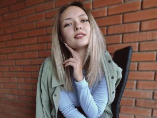 SallyVerda - Live sex cam - 17919310