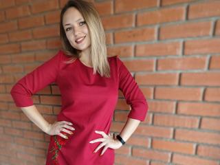 SallyVerda - Live Sex Cam - 17919462