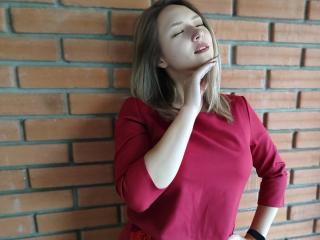 SallyVerda - Live Sex Cam - 17919478