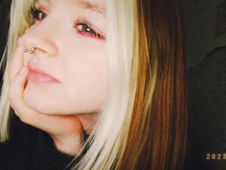 LaPochka - Live sex cam - 17920002