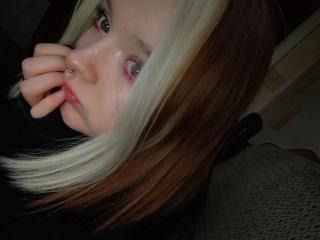 LaPochka - Live sex cam - 17920042