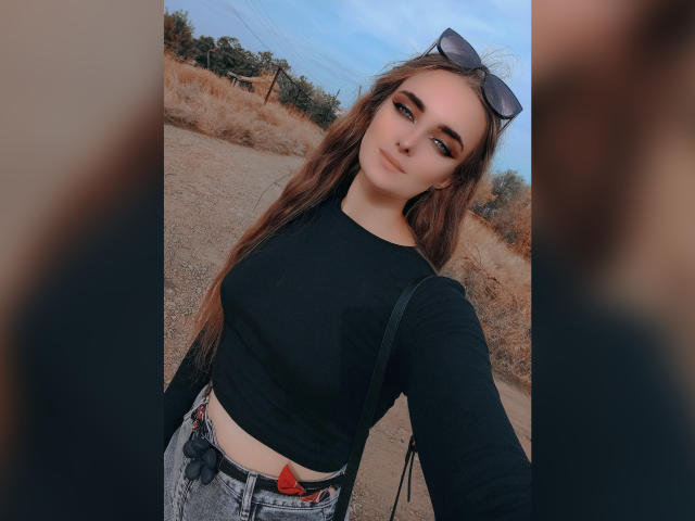 KariMillie - Live porn &amp; sex cam - 17920894