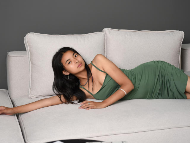 ShyKira - Live sex cam - 17921746