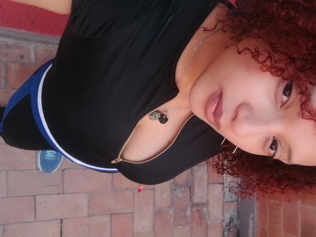 VioletaSwitch - Live porn &amp; sex cam - 17923090