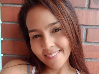 ValBabeAndDaringLili - Live sex cam - 17923386