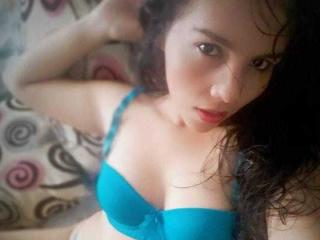 ValBabeAndDaringLili - Live sex cam - 17923422