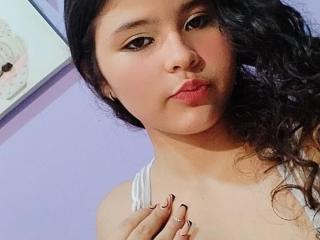 ValBabeAndDaringLili - Live sex cam - 17923430