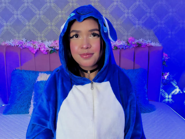 HallyColleman - Live sex cam - 17923682