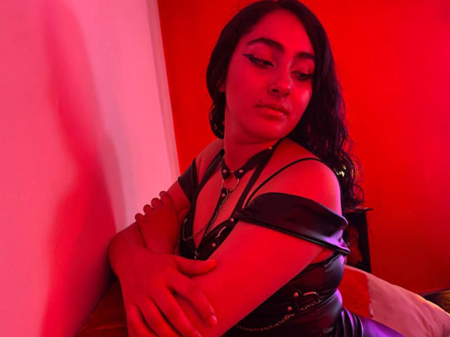 NathaliaHank - Live Sex Cam - 17938390