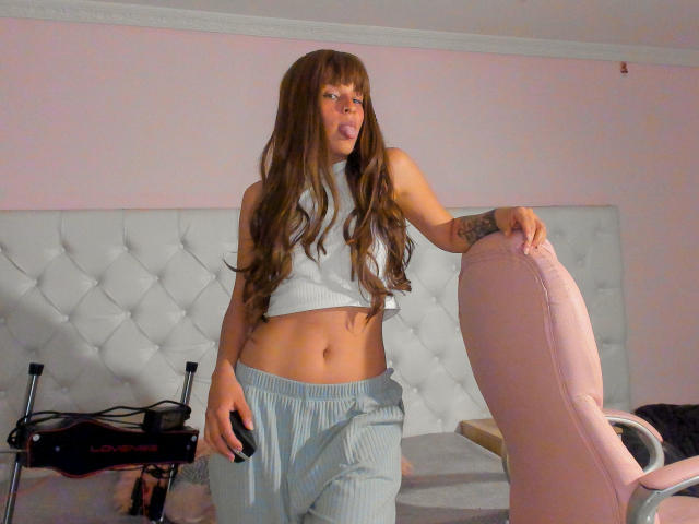 AnnaSaenz - Live sex cam - 17938622