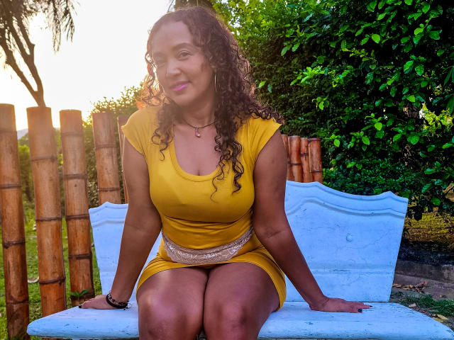 BetzabethMiller - Live sex cam - 17939134