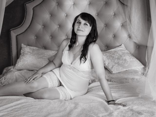 NinaFlawlees - Sexe cam en vivo - 17940050