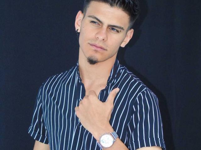 KevinMiller - Sexe cam en vivo - 17940502