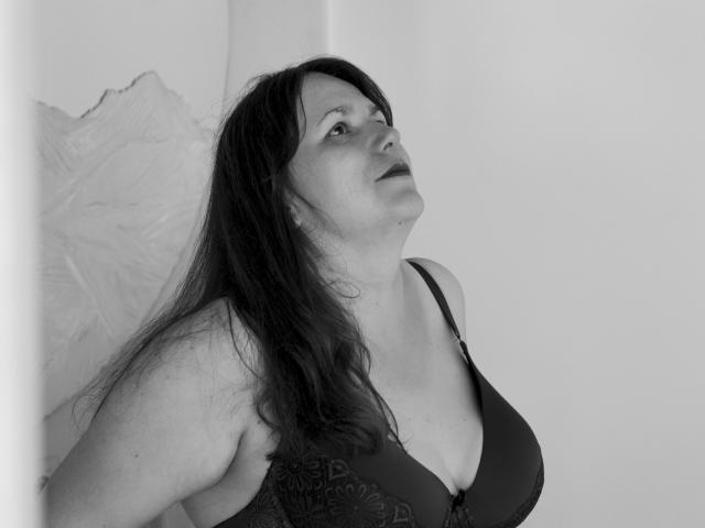 AliceInks - Live porn &amp; sex cam - 17940906