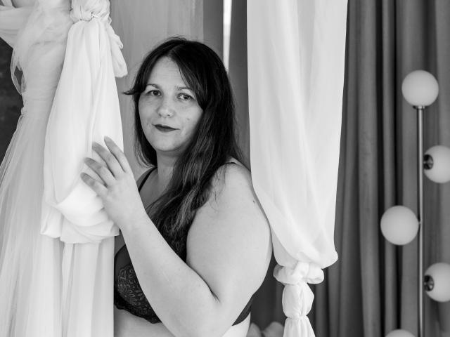 AliceInks - Live porn &amp; sex cam - 17940978