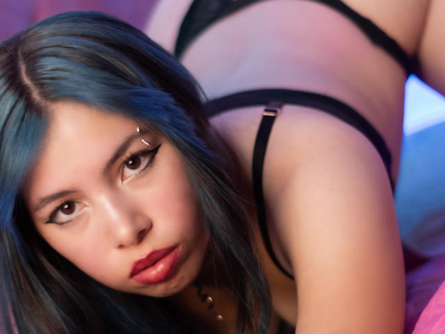 AmeliiaThoms - Sexe cam en vivo - 17948338