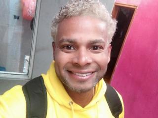DennyHott - Live porn &amp; sex cam - 17950458