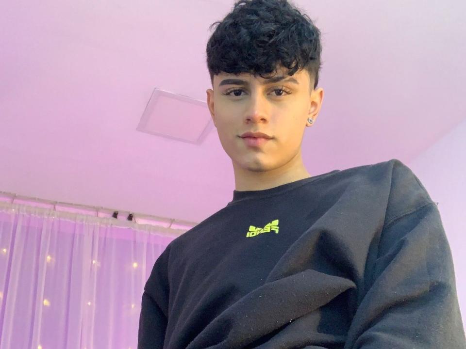 JackobSpencer - Live sex cam - 17951066