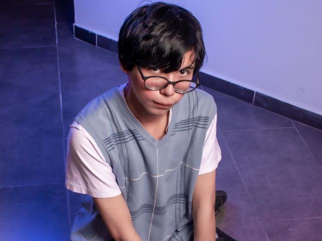 FabiFlow - Live Sex Cam - 17953014