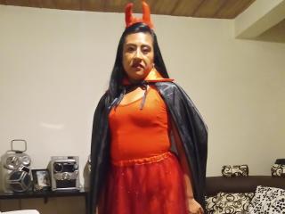 EmilyMoore69 - Live sex cam - 17962474
