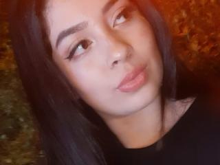 AgathaColinss - Live sex cam - 17964026