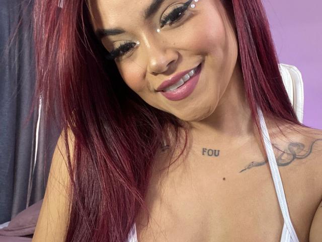 MajoJones - Live sex cam - 17964650